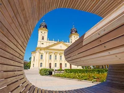 Nagyerdei Apartman - Greatforest Apartment Debrecen
